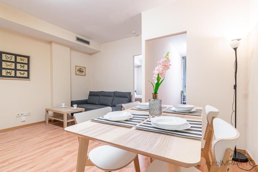 #10Oca7 - Apartamento En Vista Alegre Мадрид Экстерьер фото